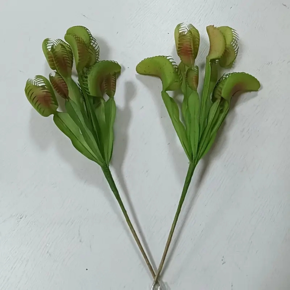 Artificial Venus Flytrap, Black Faux Roses, Orange Ranunculus, Fern Leaves Etc. - Picture 3 of 10